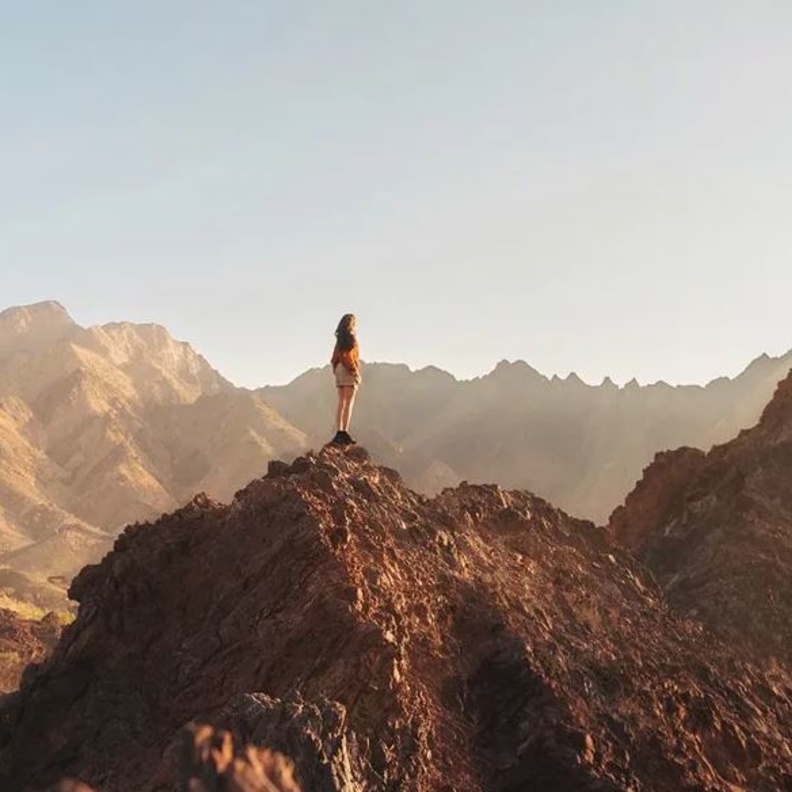 وجهات إماراتية مثالية لعشاق المغامرة في 2024 