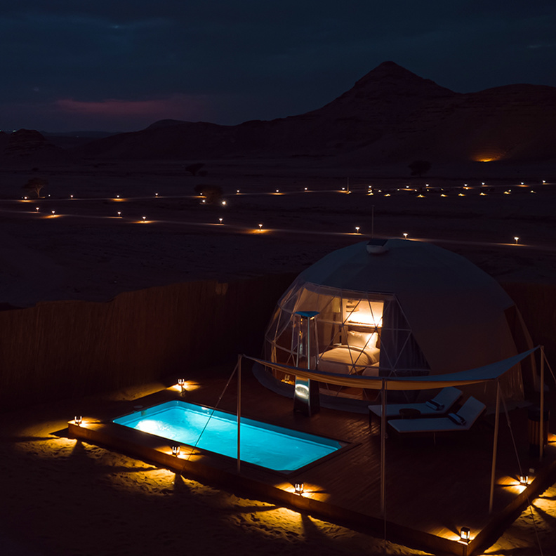 طويق هاوس.. متعة الاستجمام بين أحضان النجوم وقمم الجبال