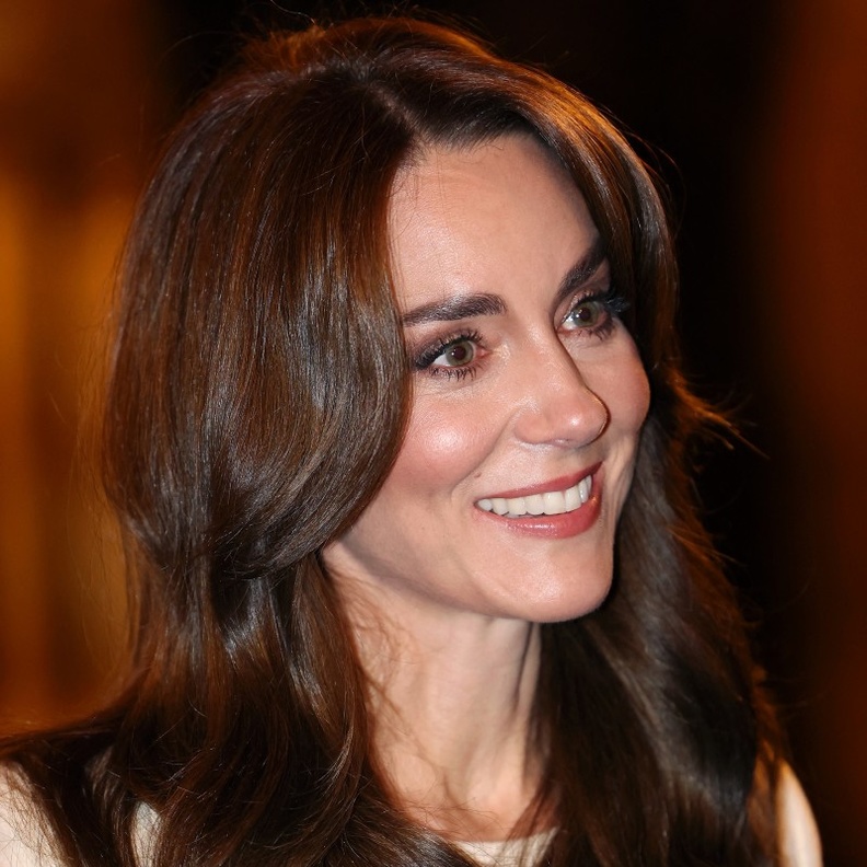 إبدئي عام 2024 بأجمل ألوان صبغات الشعر البني.. صيحات تجدّد إطلالاتك الجمالية