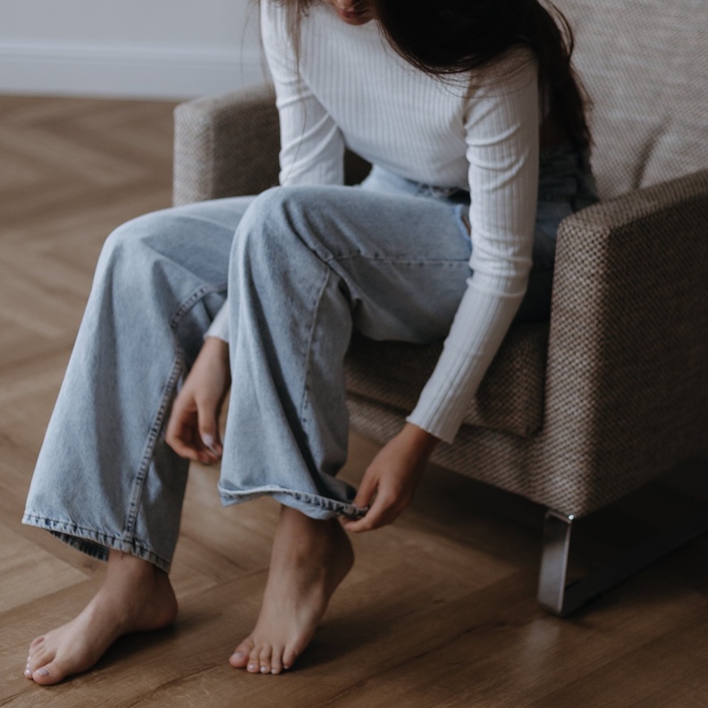عمليات تجميل القدمين..هل تحمل مخاطر للمرأة؟