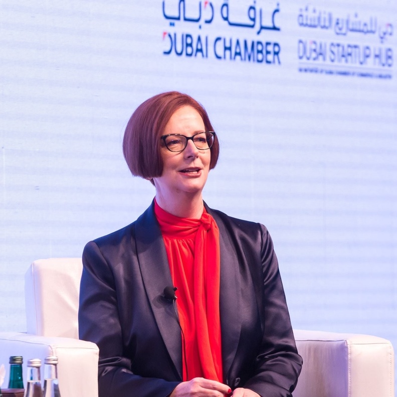 5 قصص نجاح نساء ملهمات ومؤثرات في قطاع التعليم