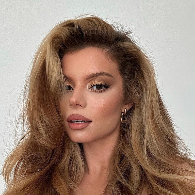 البلوغر أناستازيا Anastasia 