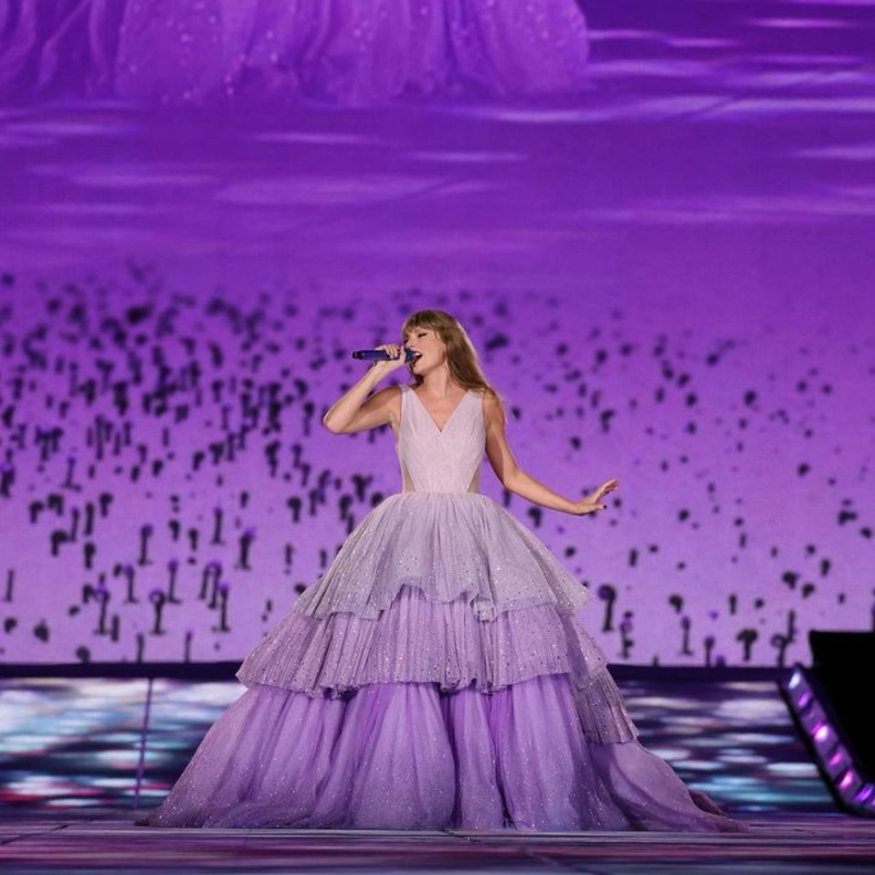 تايلور سويفت