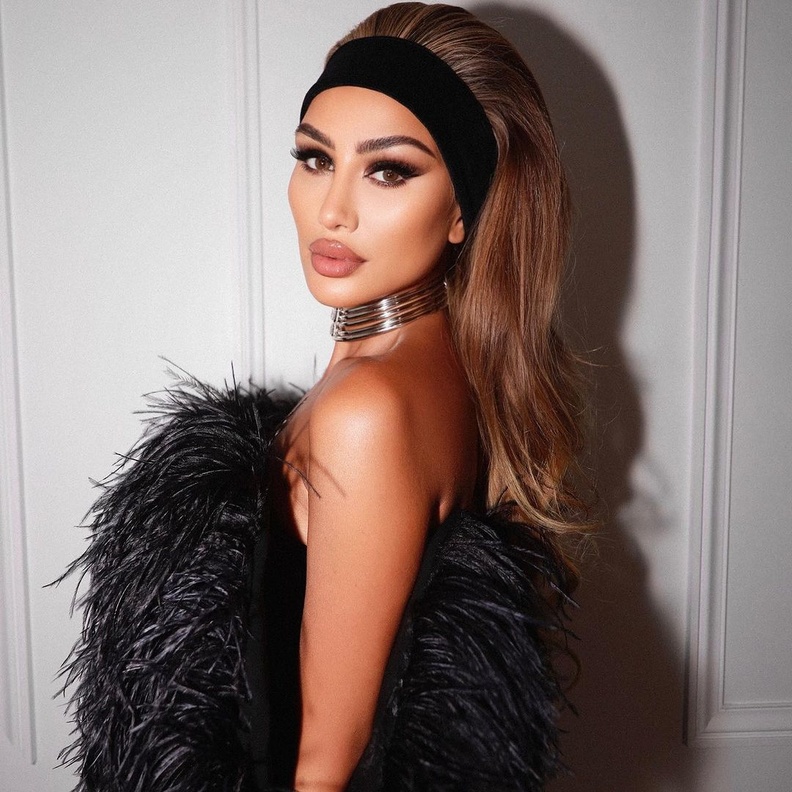 أجمل تسريحات شعر مايا دياب في حصاد 2023