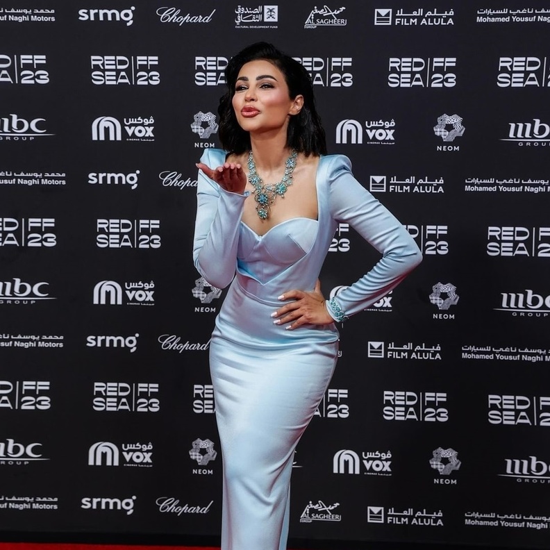 مهيرة عبدالعزيز