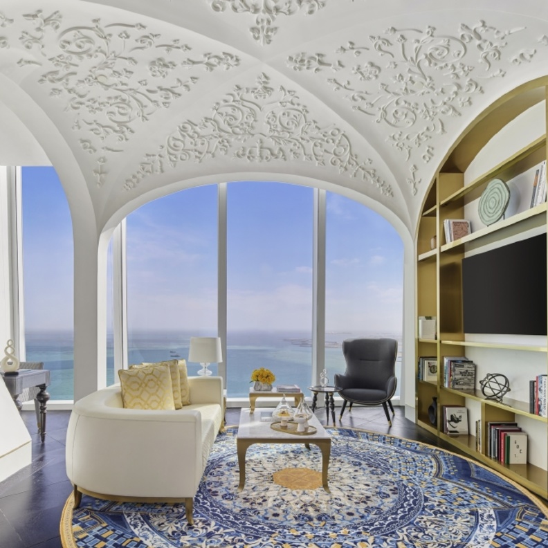 رافلز الدوحة يدعو الضيوف لاكتشاف عالم من الفخامة من خلال تجارب غامرة في الأجنحة