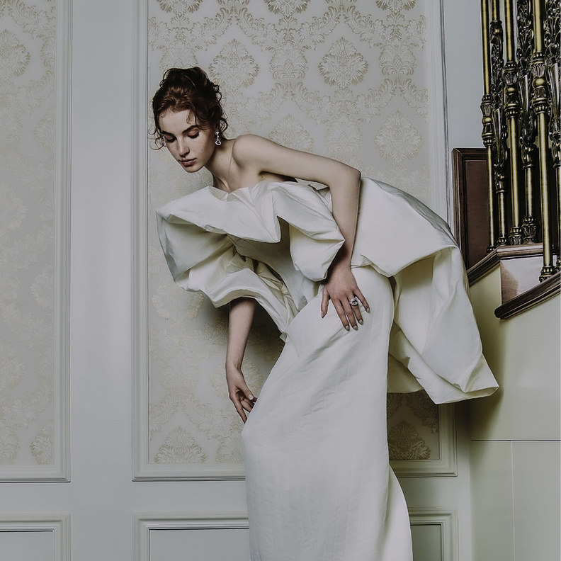 جلسة تصويرية خاصة مع دار "بولغري" بعنوان "توّجــــي نفســــك بسحر براق"