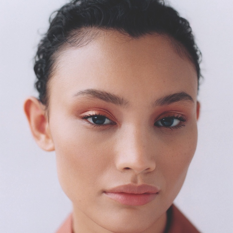 Hermès النّظرة... إحساسٌ بالرّؤية، وومضة ذكاء