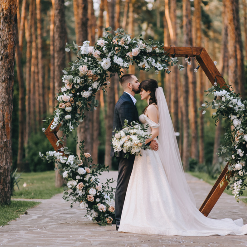 اختتمي العام بأجمل ديكوراتالزفاف... هذا ما اخترناه لكِ من 2023