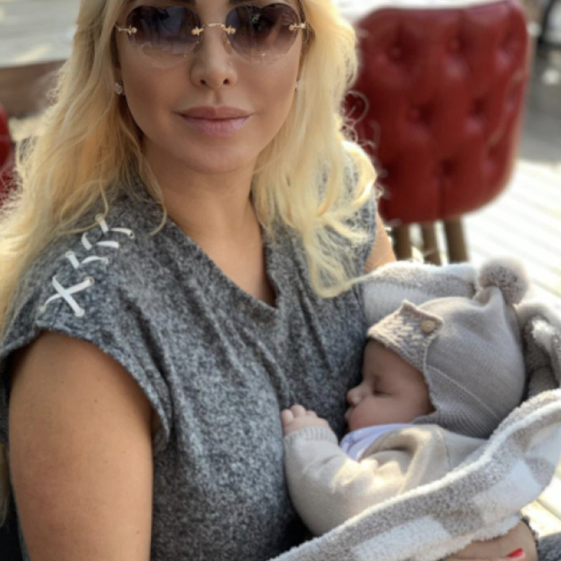 بين الحالمين والفاعلين