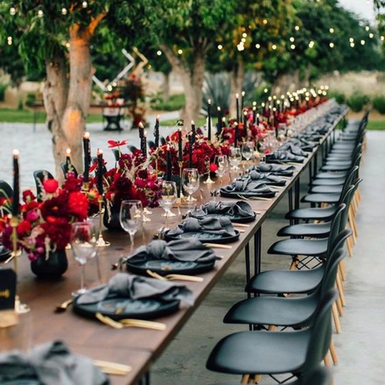 بمناسبة عيد الإتحاد ألوان ديكورات أعراس مستوحاة من العلم الإماراتي