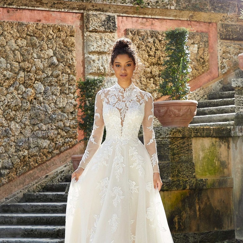 اجمل فساتين زفاف رائجة في العام ٢٠٢٤ لعروس الشتاء