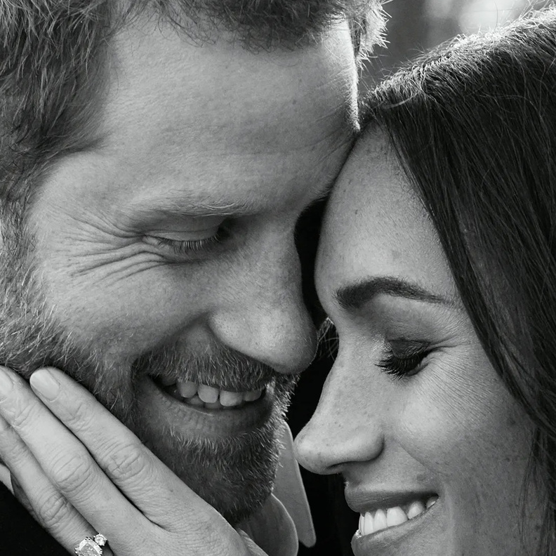 الأمير هاري يصف علاقته بميغان ماركل بأنها قصة حب عظيمة