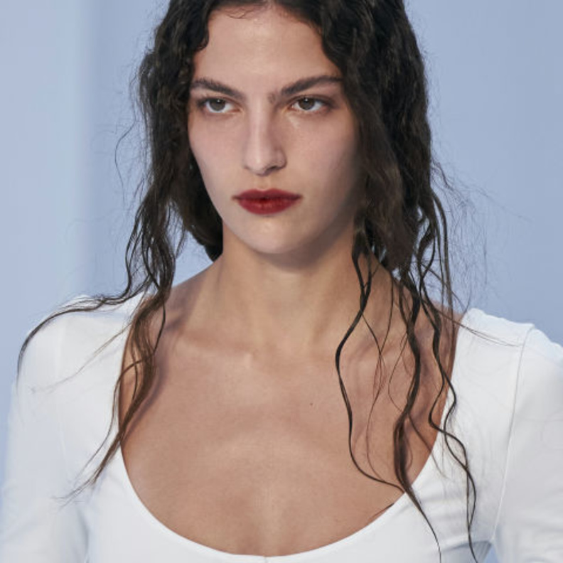 أسرار الحفاظ على رائحة جسم منعشة طوال اليوم... تعرفي على قائمة بمستحضراتنا المفضلة من "أيسوب"