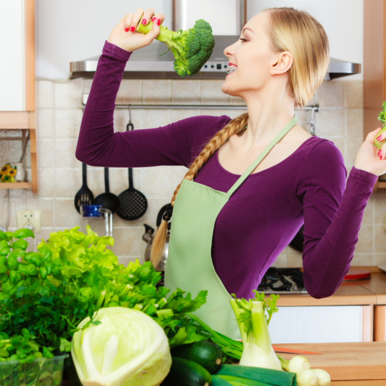 لتعزيز حالتك المزاجية... إليكِ أفضل 5 خضروات ورقية لا غنى عن تناولها