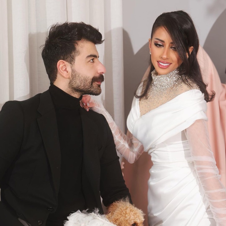 في ذكرى زواج فرح الهادي... احتفلت بزفافها أكثر من مرة وهذا ما ميّز إطلالة فساتينها البيضاء