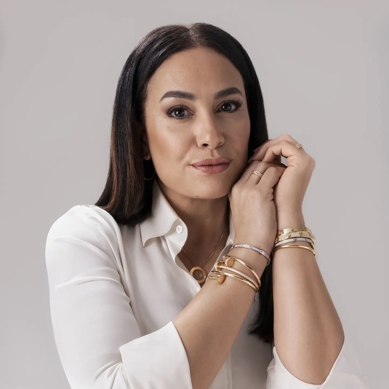 مجوهرات هند صبري بطلة فيلم بنات ألفة