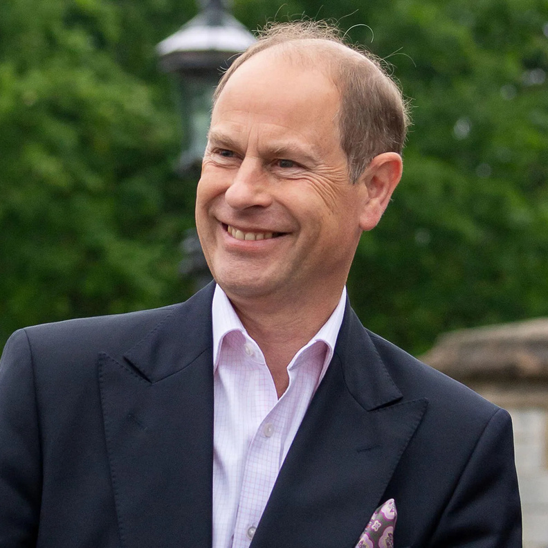 معلومات لا تعرفيها عن الأمير إدواراد الأخ الأصغر للملك تشارلز