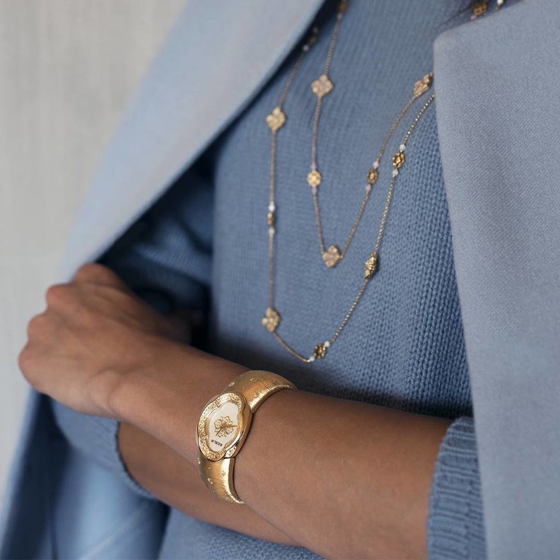 قلائد ذهب مثالية لاطلالتك اليومية في شتاء 2024