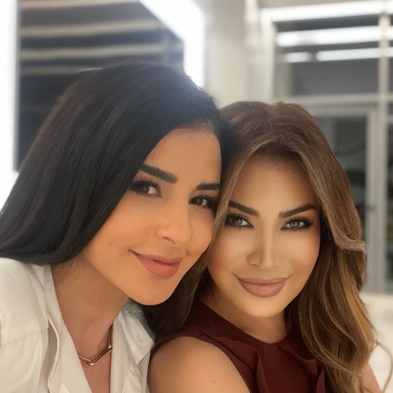 نوال الزغبي وماغي بو غصن