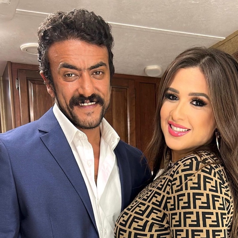 ياسمين عبد العزيز وأحمد العوضي