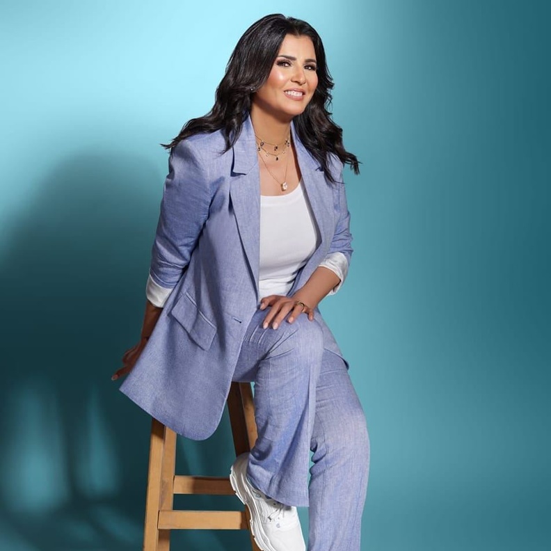 منى الشاذلي 