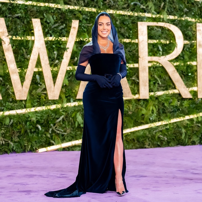 إطلالات أيقونية وفخمة للنجمات في حفل Joy Awards تزامناً مع انطلاق نسخته الجديدة