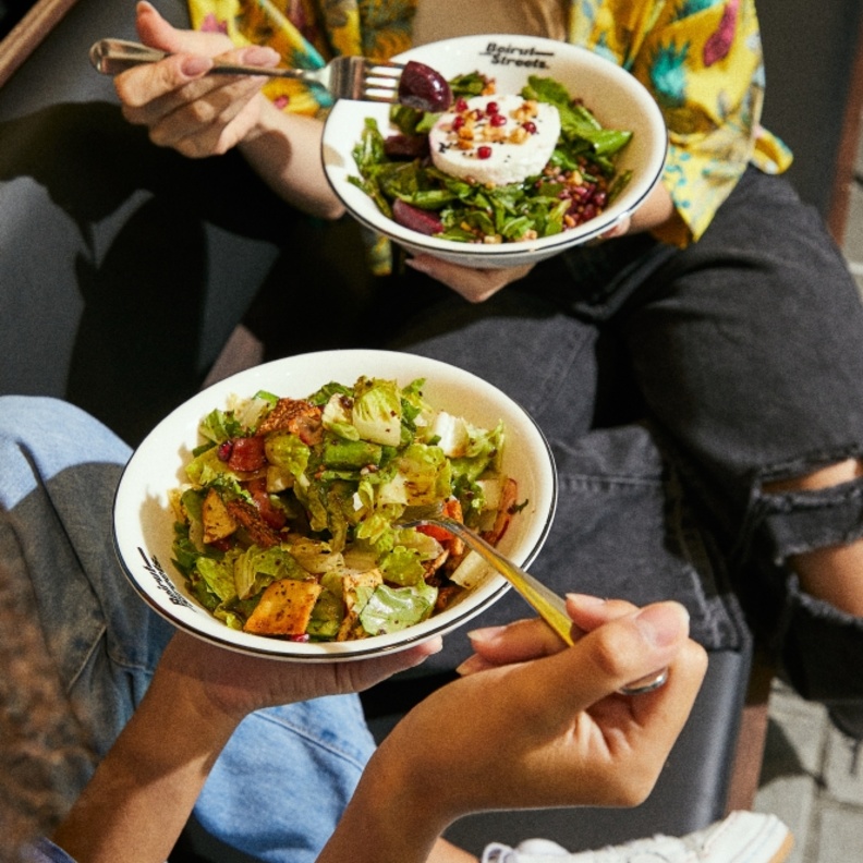 "شوارع بيروت": الوجهة الأولى والمفضّلة لعشّاق الطعام الذين يبحثون عن مأكولات صحية وطيّبة في آن!