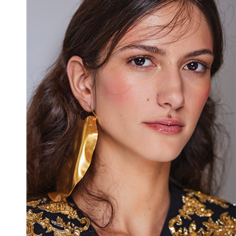 تألقي كالنجوم مع مستحضرات مكياج جديدة في بداية العام الجديد