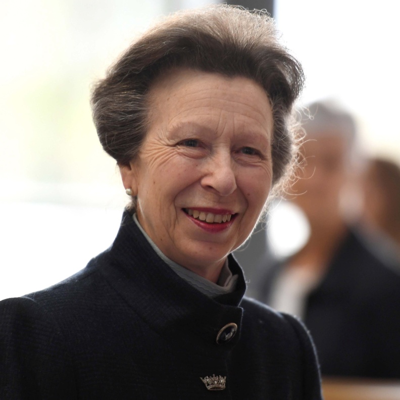 حياة الأميرة الملكية آن بالصور.. من فتاة صغيرة إلى أهم أفراد العائلة المالكة