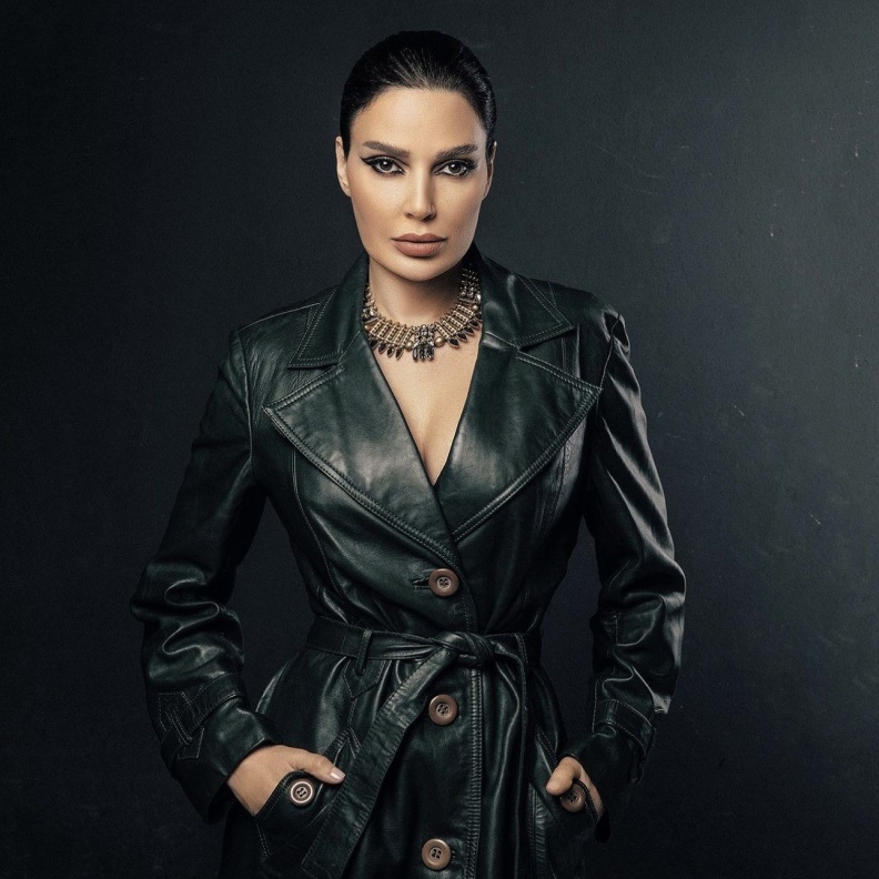 شاهدي أفخم قطع المجوهرات التي زيّنت بها سيرين عبد النور إطلالاتها مؤخراً 