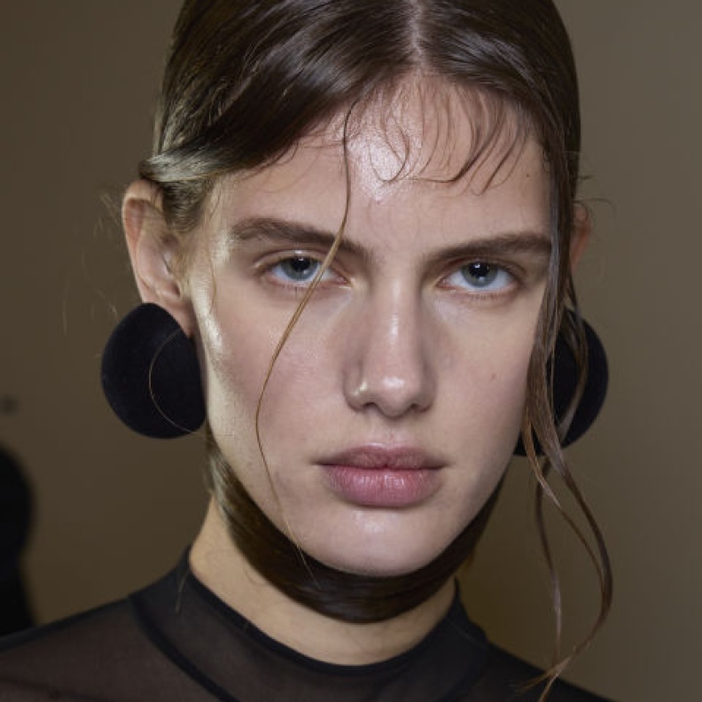 أسرارنا الفعالة لبشرة مشعّة  قبل عيد الحبمع المستحضرات المجرّبة