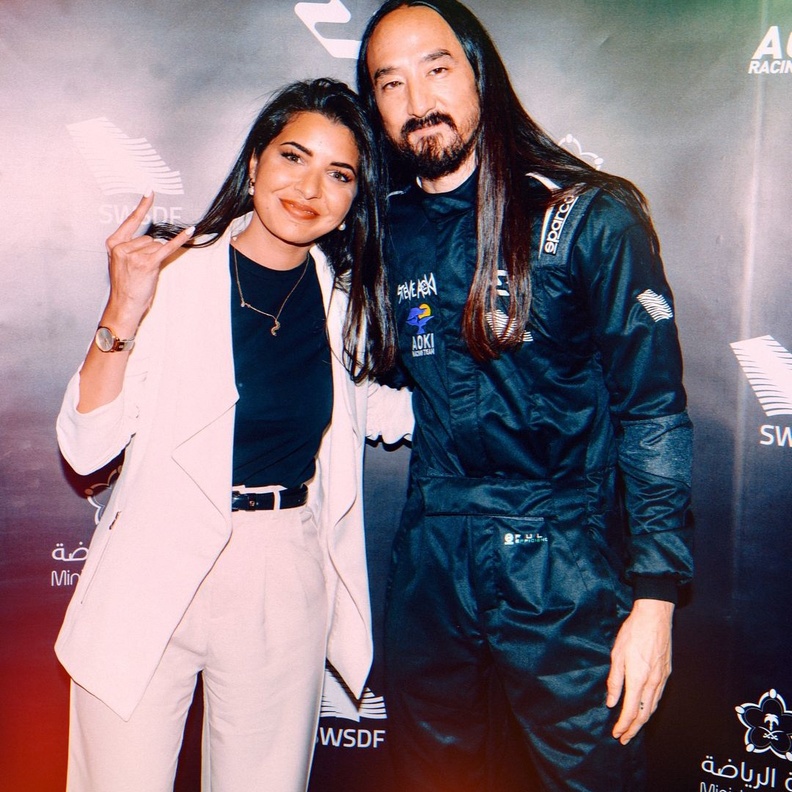 رِناد حافِظ تنضم لفريق "آيوكي ريسينغ" وتشارك بطولة العالم للقوارب الكهربائية السريعة