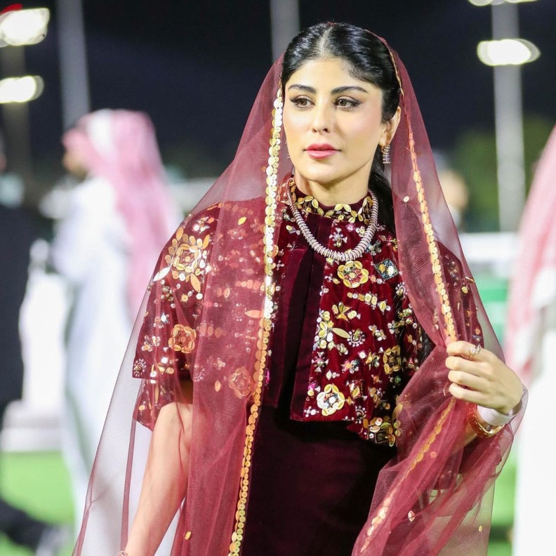 مجوهرات نجمات العرب خلال كأس السعودية 2024