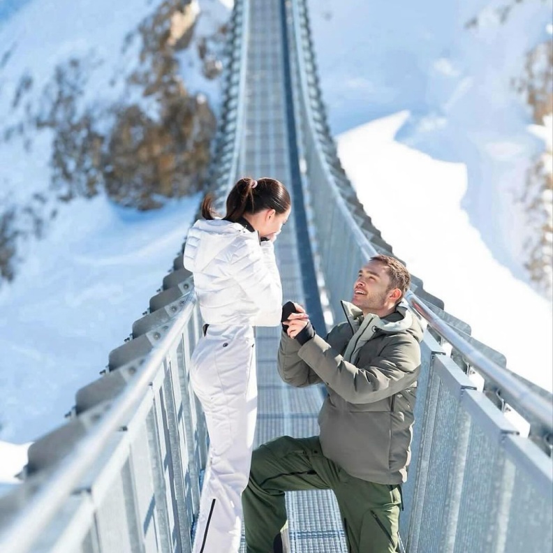 عرض زواج خلال رحلة تزلج