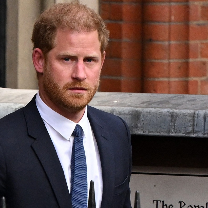 رد "سريع وقاسي" على عرض هاري لاستئناف الواجبات الملكية