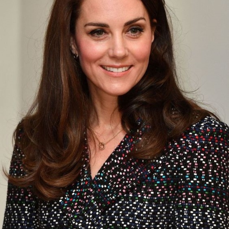 كيت ميدلتون بقلادة من مجموعة Trinity collection من كارتييه Cartier  