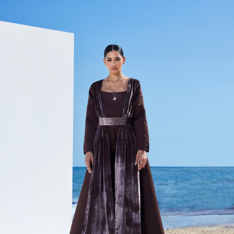 "زوجة تاجر اللؤلؤ" مجموعة رمضان 2024 من علامة Marzook تحتفي بالنساء القويات