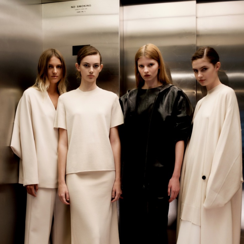 موقع NET-A-PORTER يحتفل بمجموعة NEW DESIGNER TO KNOW الجديدة من علامة FFORME التجارية