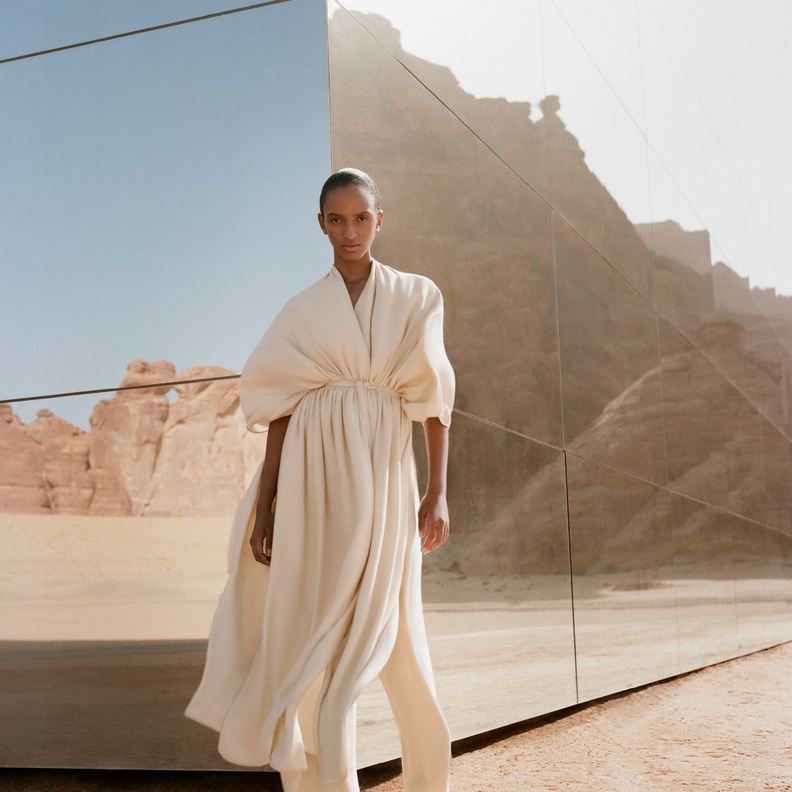 Loro Piana تحتفي بروح الشهر الفضيل من مجموعة الكابسول لشهر رمضان 2024