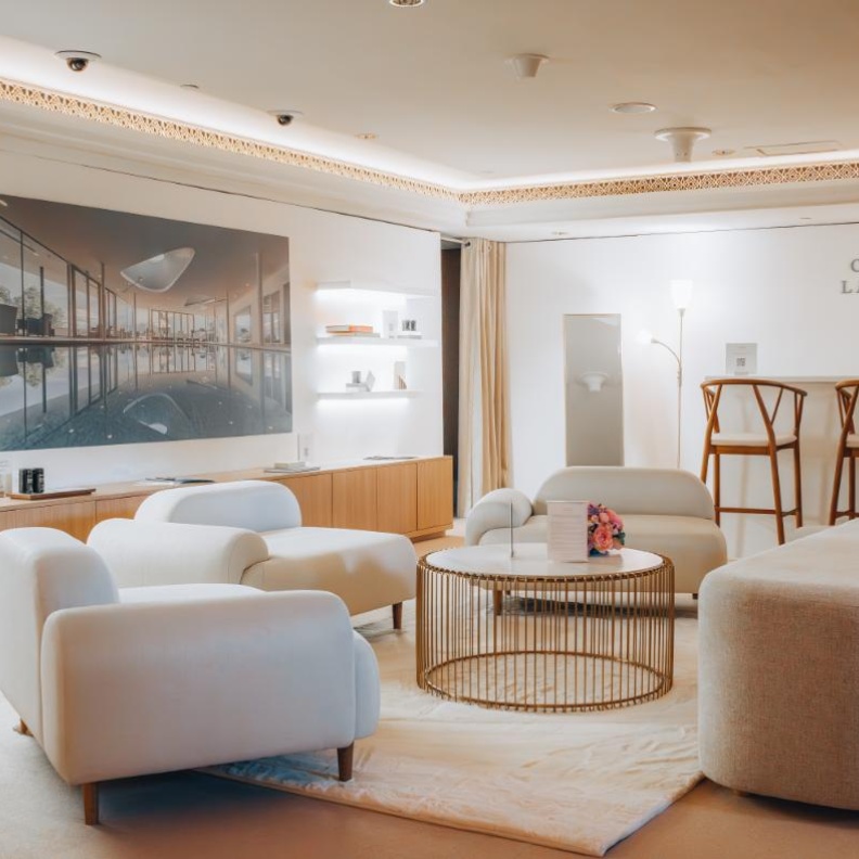 "كلينيك لا برايري" تتيح لزوارها تجربة استثنائية من الرفاهية في معرض "آرت دبي" 2024 