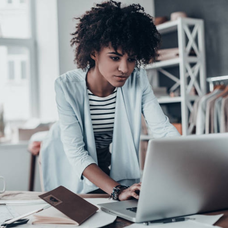 أخطاء لا ينبغي أن ترتكبيها في التسويق عبر منصات التواصل الاجتماعي