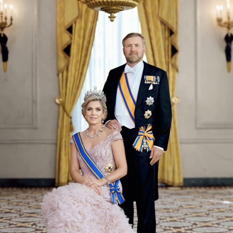 9 نساء من عامة الشعب تحولن إلى أميرات بينهن أميرة النرويح واليونان والأميرة رجوة الحسين