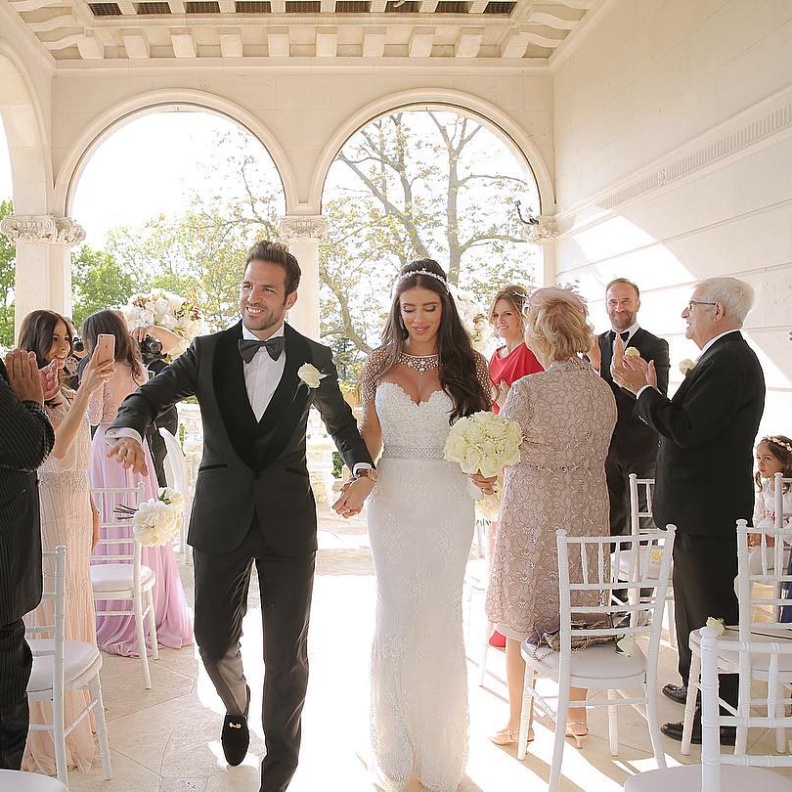 بعد زواج ساديو ماني من عائشة تامبا مطلع 2024 تعرفوا على أبرز قصص الحب التي جمعت الرياضيين بزوجاتهم