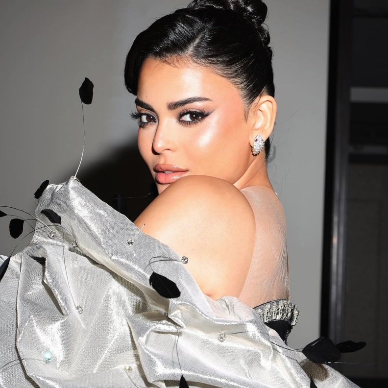 نجمات شابات برزنّ في عالم المجوهرات