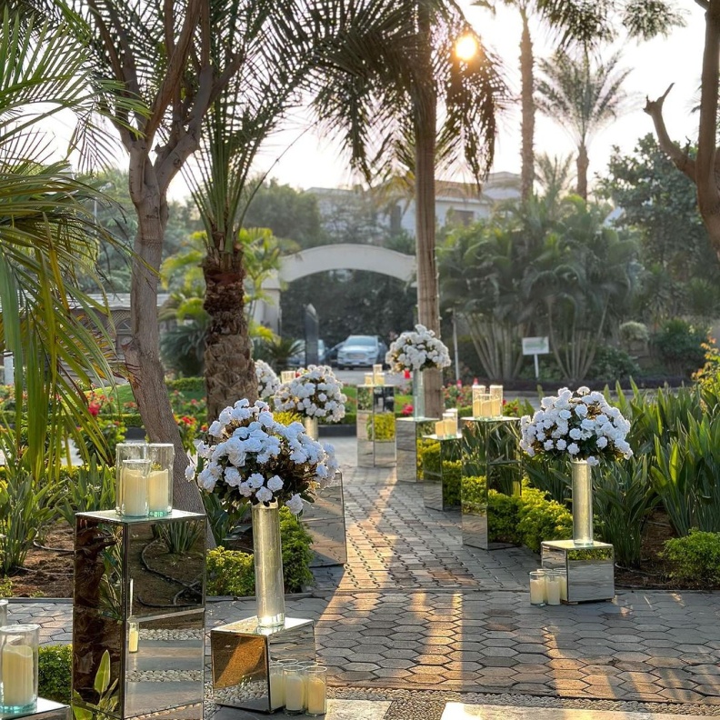 حفل زفاف في حض الطبيعة في Seasons Country Club