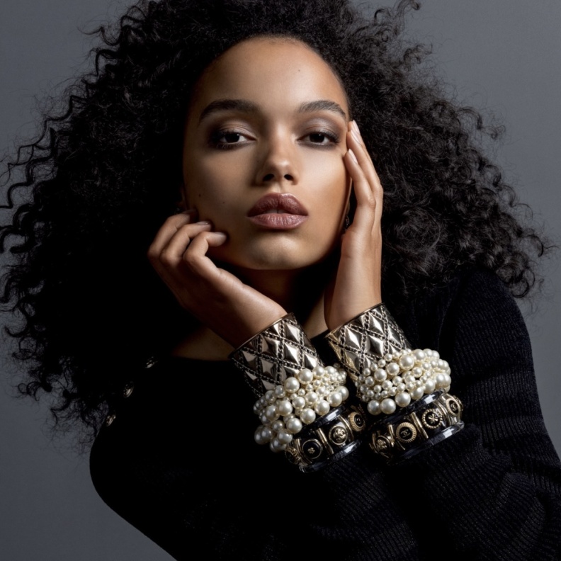 8 قطع مجوهرات لا غنى عنها في إطلالة يوم المرأة العالمي