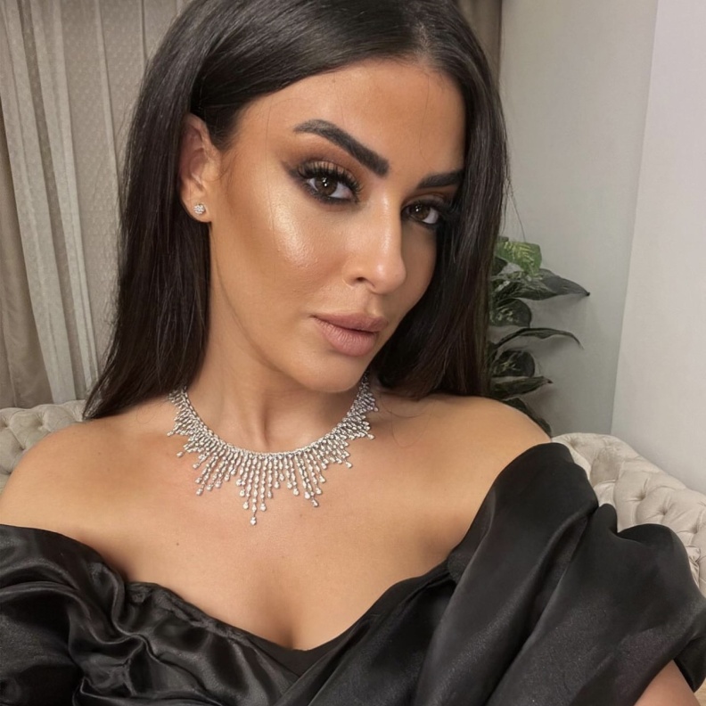 ميرنا نور الدين..بطلة مسلسل الحشاشين في رمضان بأجمل تصاميم مجوهرات خلّابة 