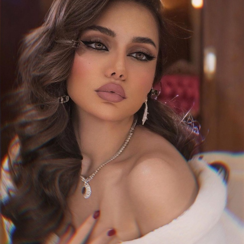 مجوهرات بنات أشهر نجمات العالم 