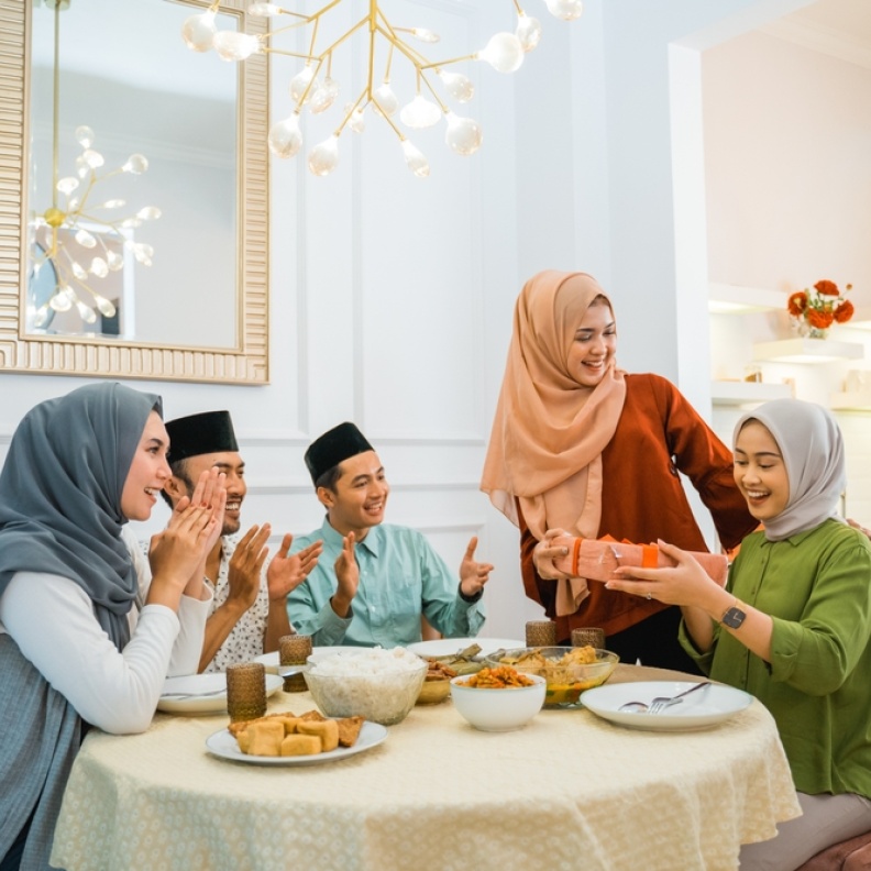 عادات الشعوب في استقبال شهر رمضان